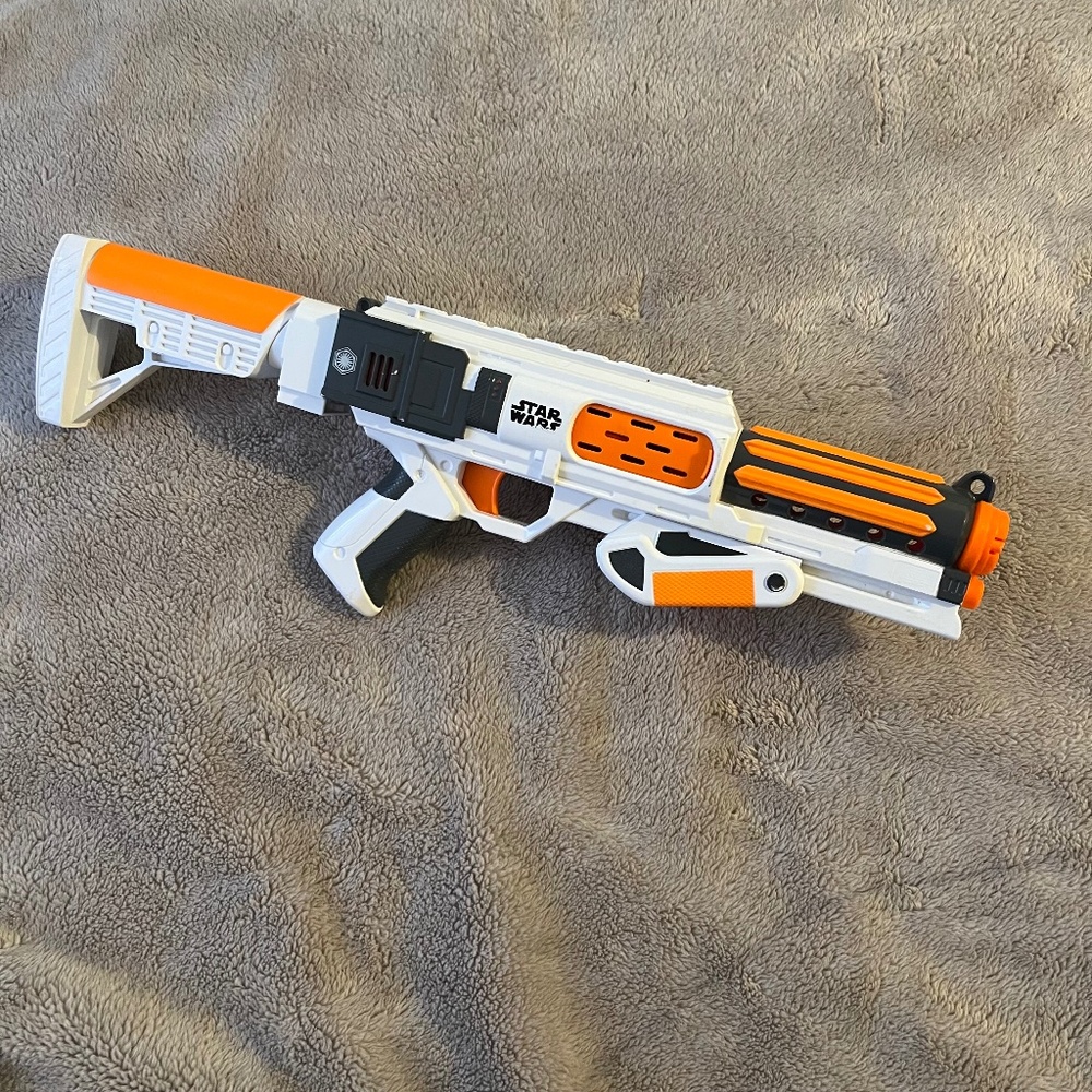 Nerf Star Wars  First Order Blaster